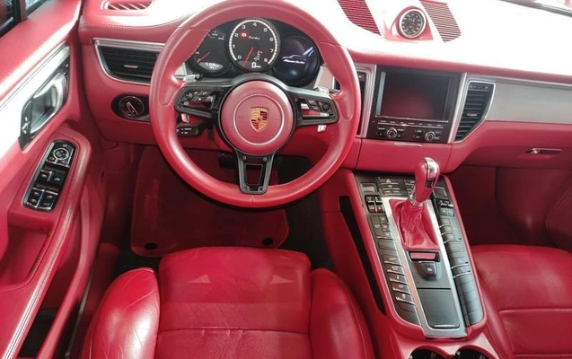 imagem-https://www.socarrao.com.br/sc-vehicle-images-prod/3713515/1790789675271-8456851_0_B_9345f3a7a3.jpeg