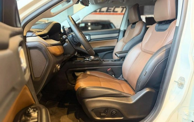 imagem-https://www.socarrao.com.br/sc-vehicle-images-prod/3713519/1790109921869-8457083_15_B_0d81de590f.jpeg