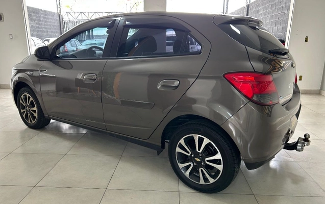 imagem-https://www.socarrao.com.br/sc-vehicle-images-prod/3713555/1788890903845-gb-4ecc706.jpeg