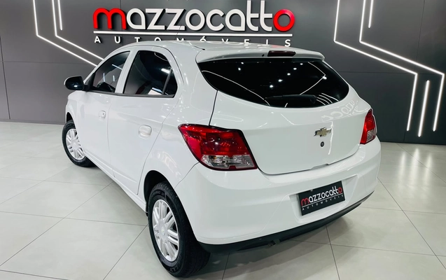 imagem-https://www.socarrao.com.br/sc-vehicle-images-prod/3713919/1789412397637-003_460973ac20f95f4acf7bef6155f0faad.jpeg