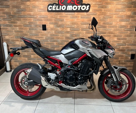 KAWASAKI Z 900 2023 Prata — foto 1 de 3