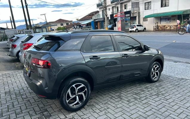 imagem-https://www.socarrao.com.br/sc-vehicle-images-prod/3714126/1788892859804-5414f4ae-d065-4f47-980b-377490b652a5.jpeg