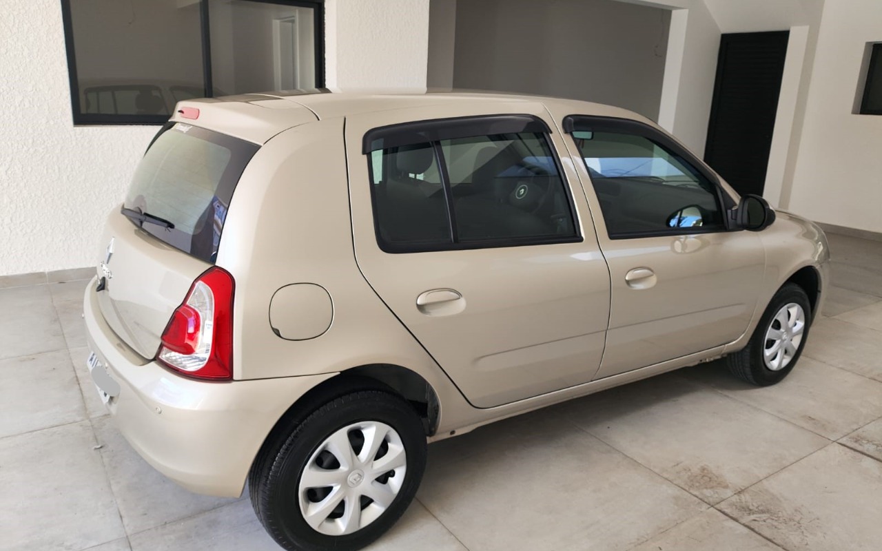 imagem-https://www.socarrao.com.br/sc-vehicle-images-prod/3714229/1788893032397-NTA3ZWM1OWQtNWI4My00NDMxLThiY2UtZWE5YmNmZWU5MjMxLmpwZw.jpg