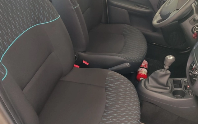 imagem-https://www.socarrao.com.br/sc-vehicle-images-prod/3714229/1788893033022-ZGEzNDU4YzktNTQyNC00NWNmLWI0MjYtZTM4NDA1MzM1ZWFkLmpwZw.jpg