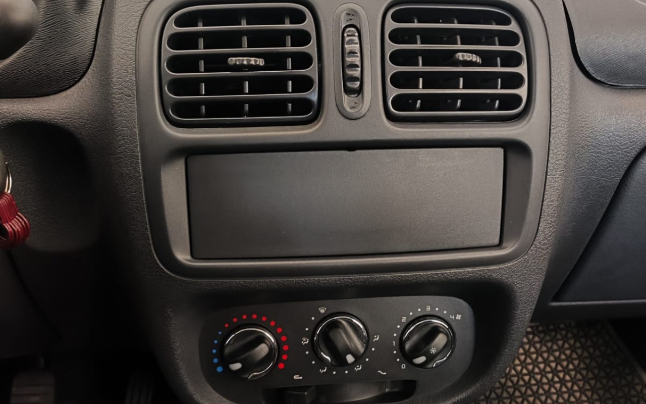 imagem-https://www.socarrao.com.br/sc-vehicle-images-prod/3714229/1788893033825-MDI0ODczZjgtNTQ1NS00NjJjLWE5OGEtMGQ4NTk3MDBmMmE3LmpwZw.jpg