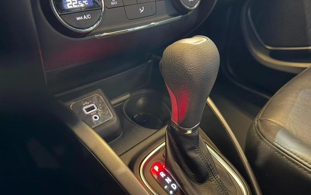 imagem-https://www.socarrao.com.br/sc-vehicle-images-prod/3714298/1789049693160-8457192_12_B_22044bb9ff.jpeg