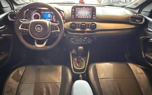 imagem-https://www.socarrao.com.br/sc-vehicle-images-prod/3714298/1789049693160-8457192_7_B_4d26e9a442.jpeg