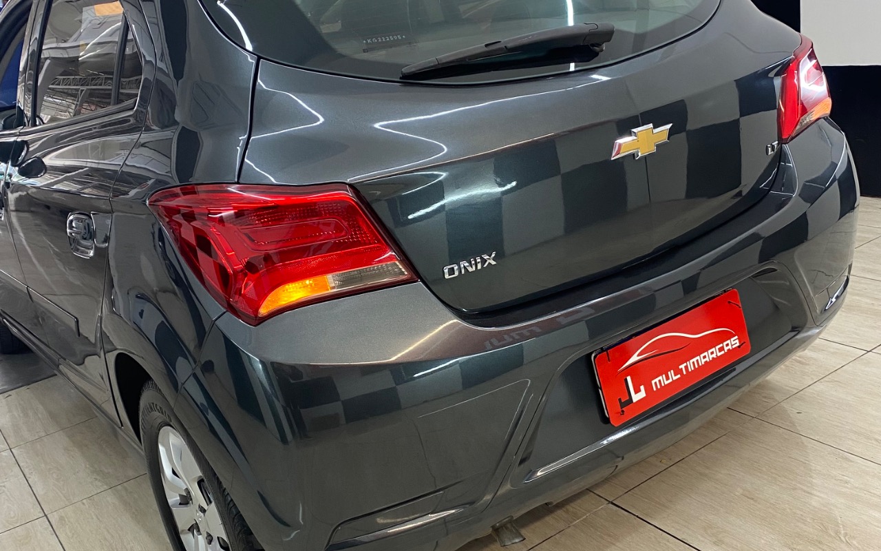 imagem-https://www.socarrao.com.br/sc-vehicle-images-prod/3714359/1788893807299-SU1HXzE3MDMuanBlZw.jpeg