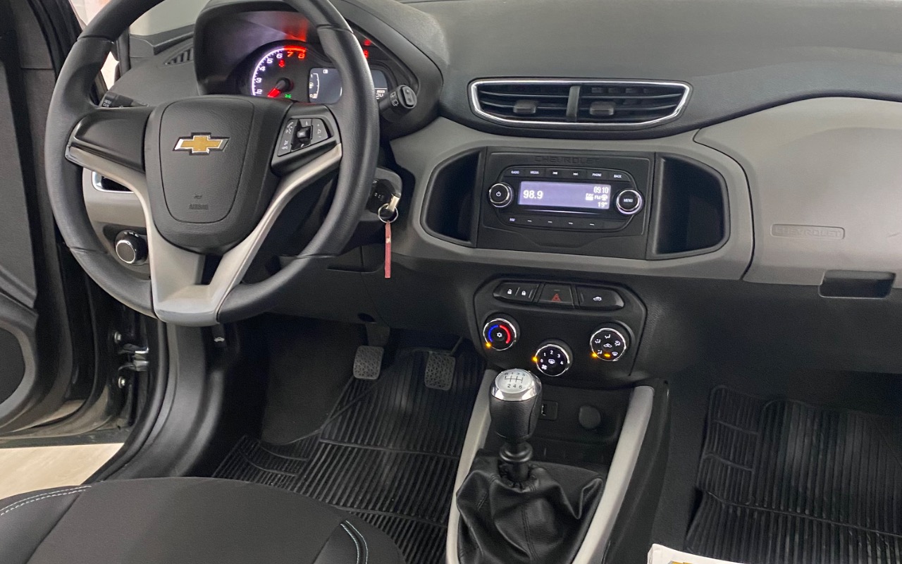 imagem-https://www.socarrao.com.br/sc-vehicle-images-prod/3714359/1788893807971-SU1HXzE3MDguanBlZw.jpeg