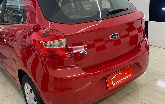 imagem-https://www.socarrao.com.br/sc-vehicle-images-prod/3714367/1788893767478-SU1HXzE2ODQuanBlZw.jpeg