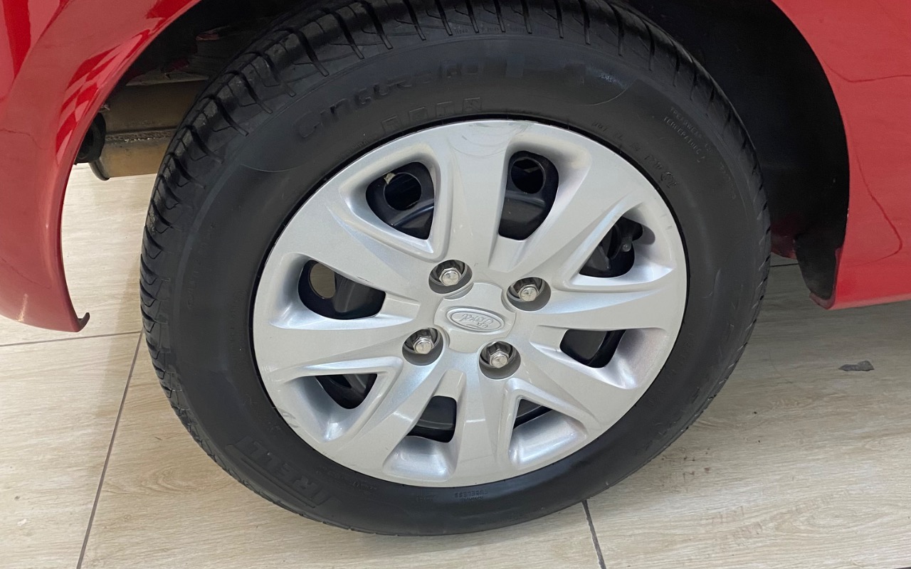 imagem-https://www.socarrao.com.br/sc-vehicle-images-prod/3714367/1788893767839-SU1HXzE2ODcuanBlZw.jpeg