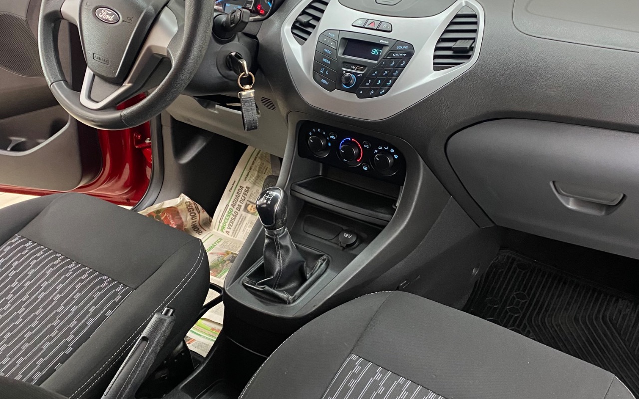 imagem-https://www.socarrao.com.br/sc-vehicle-images-prod/3714367/1788893767938-SU1HXzE2ODkuanBlZw.jpeg