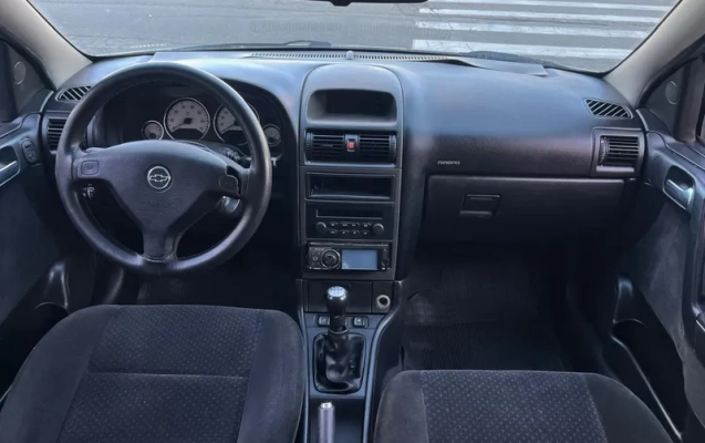 imagem-https://www.socarrao.com.br/sc-vehicle-images-prod/3714373/1789561723336-188cf09b-46d1-4e5d-bcbb-a7d35a994ea8.webp