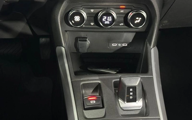 imagem-https://www.socarrao.com.br/sc-vehicle-images-prod/3714375/1788895803186-8451641_18_B_0aa3149463.jpeg