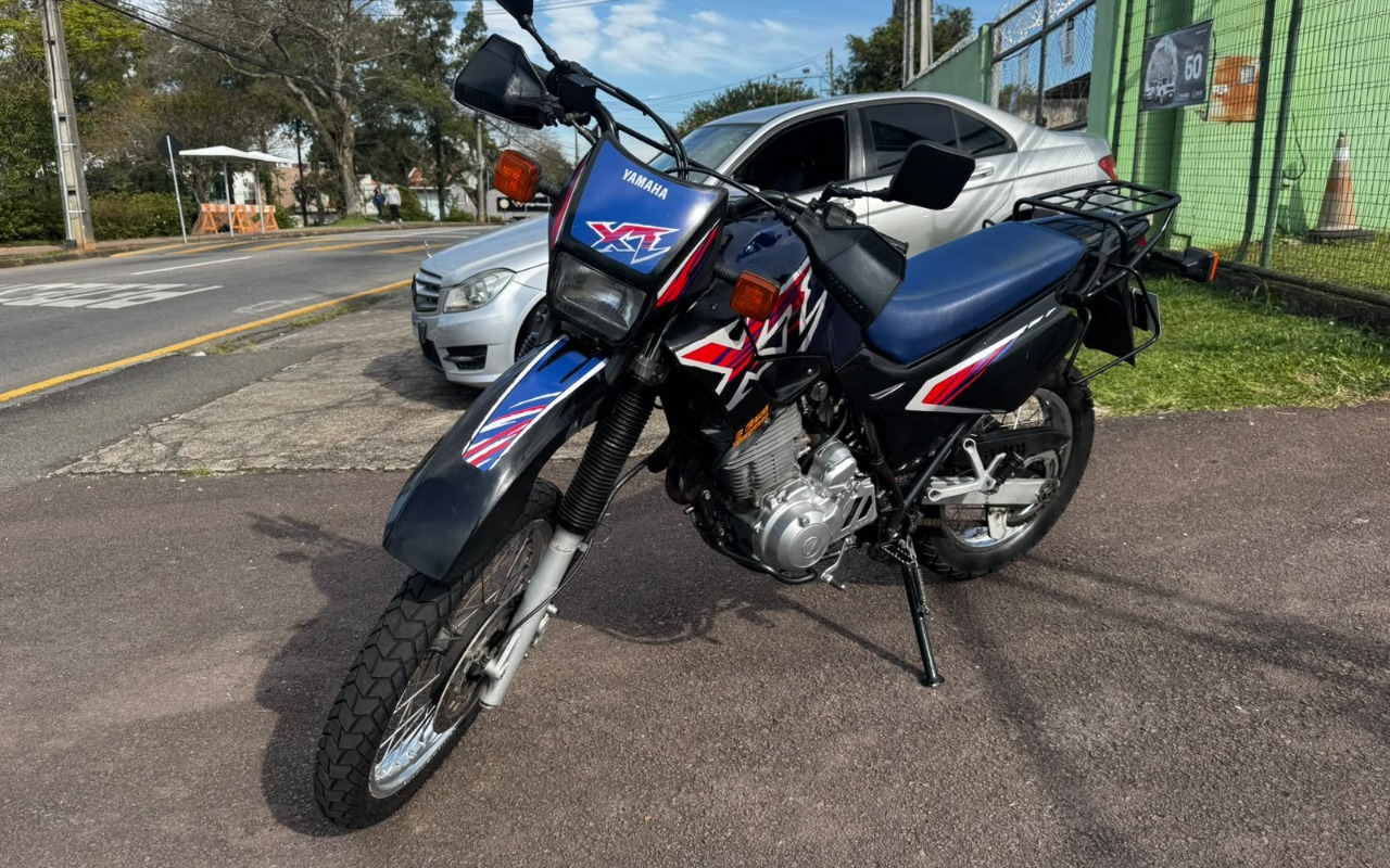 YAMAHA XT 600 E 1997 Preto — foto 1 de 3