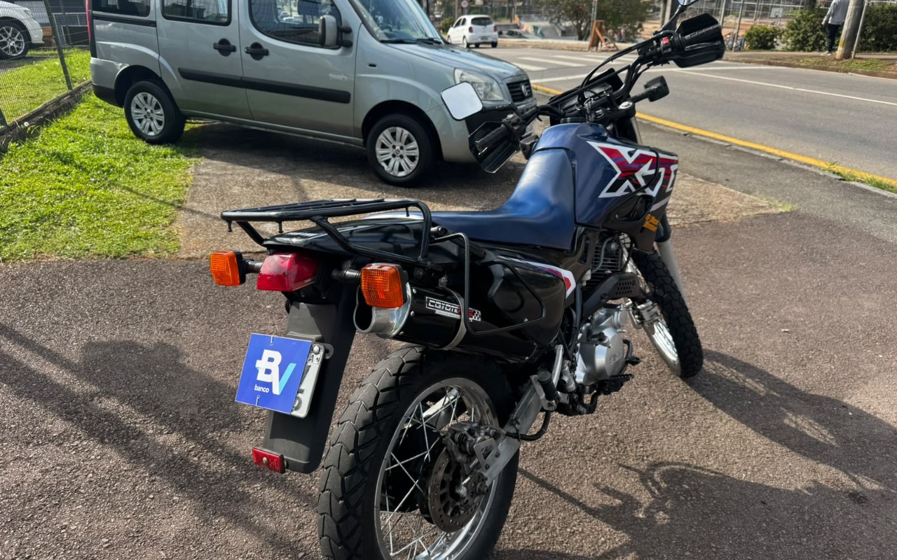 imagem-https://www.socarrao.com.br/sc-vehicle-images-prod/3714404/1788893911779-V2hhdHNBcHAgSW1hZ2UgMjAyNi0wOS0wOCBhdCAxNS4zNS4wNyAoMSkuanBlZw.jpeg