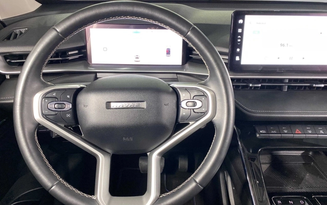 imagem-https://www.socarrao.com.br/sc-vehicle-images-prod/3714420/1788893920223-003_09e3e2fbc3e38611cc74e8ddd95de637.jpg