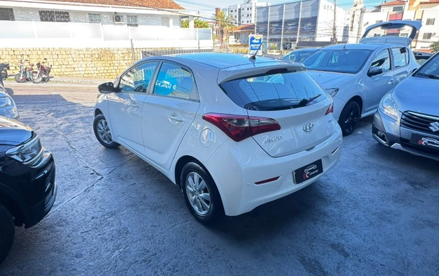 imagem-https://www.socarrao.com.br/sc-vehicle-images-prod/3714574/1789230449365-gb-f86bc34.jpeg