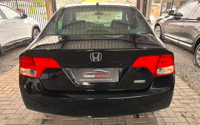imagem-https://www.socarrao.com.br/sc-vehicle-images-prod/3714651/1788894328023-20513fc4-ac6f-48ec-a166-8ce92701d3f1.jpg