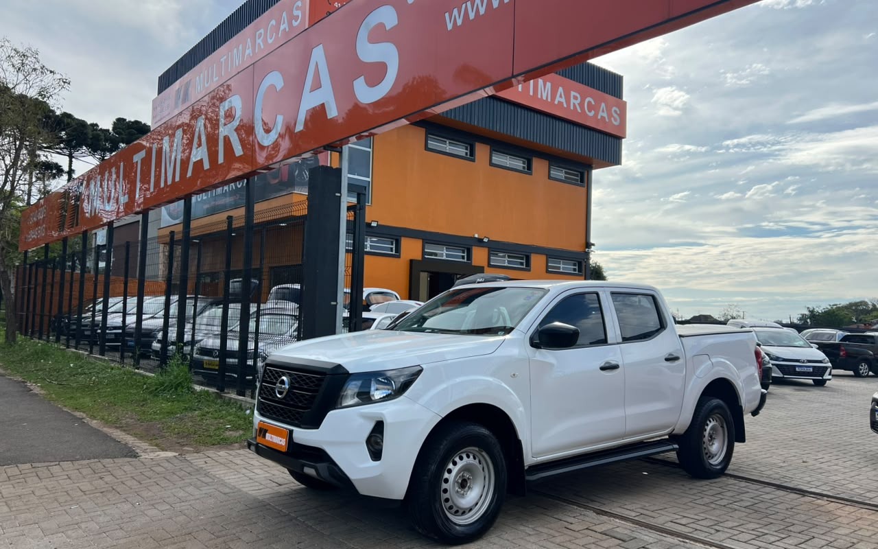 Nissan Frontier 2023 Branco — foto 1 de 3