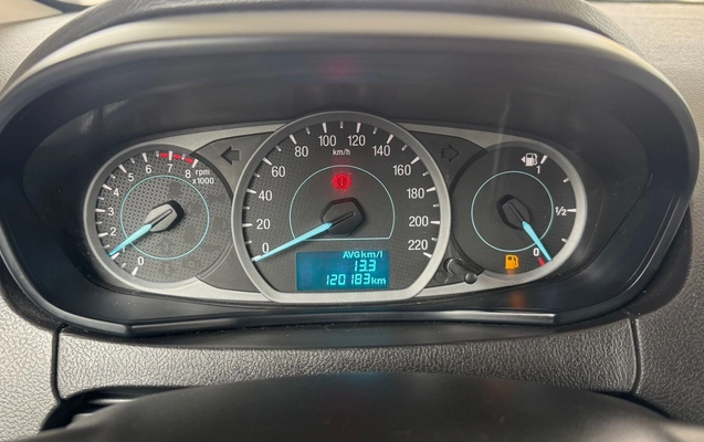 imagem-https://www.socarrao.com.br/sc-vehicle-images-prod/3714737/1788894895180-V2hhdHNBcHAgSW1hZ2UgMjAyNi0wOS0wMSBhdCAwOC41Ni4xMyAoOCkuanBlZw.jpeg