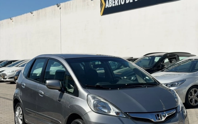 imagem-https://www.socarrao.com.br/sc-vehicle-images-prod/3715065/1788895908242-gb-7c102a3.jpeg