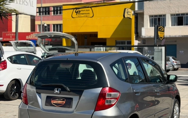 imagem-https://www.socarrao.com.br/sc-vehicle-images-prod/3715065/1788895908244-gb-71f2428.jpeg