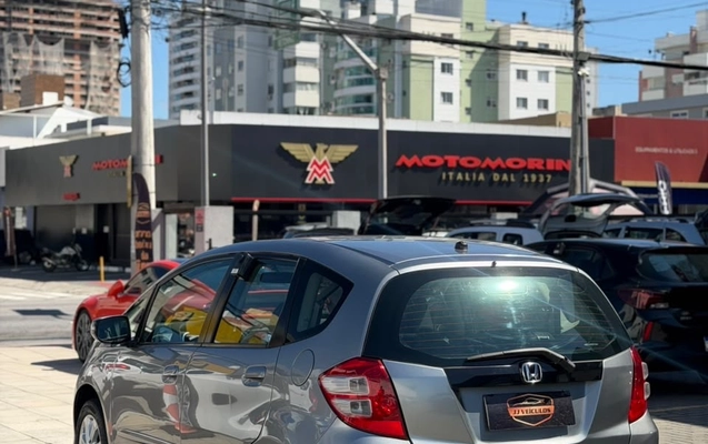 imagem-https://www.socarrao.com.br/sc-vehicle-images-prod/3715065/1788895908247-gb-2cfef17.jpeg