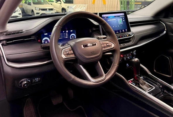 imagem-https://www.socarrao.com.br/sc-vehicle-images-prod/3715067/1788895942213-nMzBX9vBQO9XgZyl7UJi6OttFZ3wRZ7d.jpg