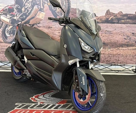 YAMAHA XMAX 250 ABS 2024 Azul — foto 1 de 3