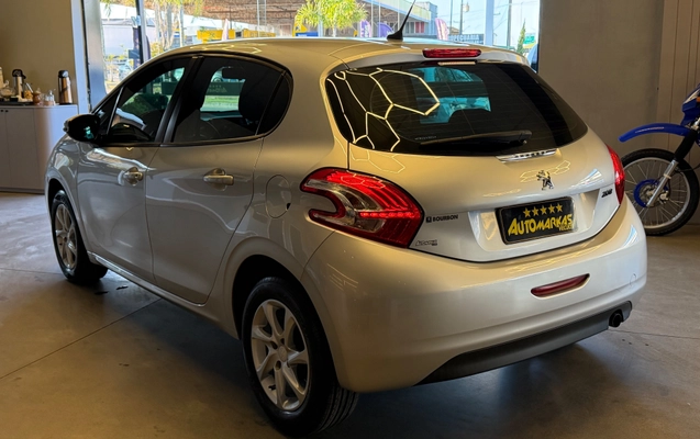 imagem-https://www.socarrao.com.br/sc-vehicle-images-prod/3715099/1788896083429-9c0d052881214531b65e64b65b544943_1788895945528.jpg