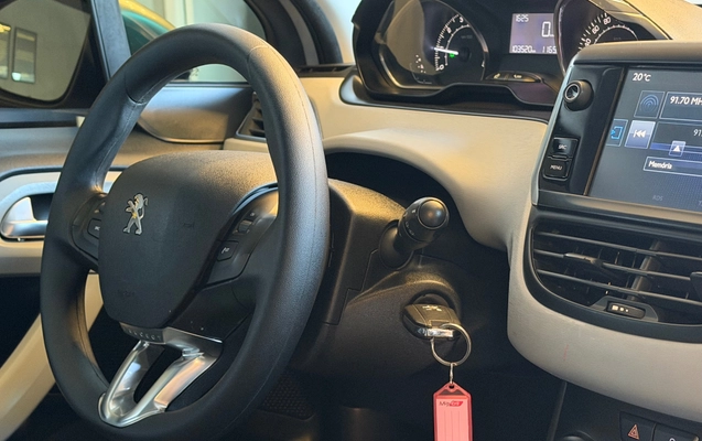 imagem-https://www.socarrao.com.br/sc-vehicle-images-prod/3715099/1788896083440-4fa886c6c50d476dbdd54c4f44381933_1788895945546.jpg