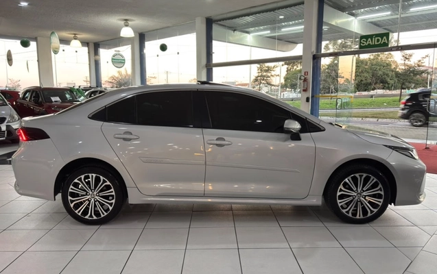 imagem-https://www.socarrao.com.br/sc-vehicle-images-prod/3715155/1788896152572-7_102428.jpg