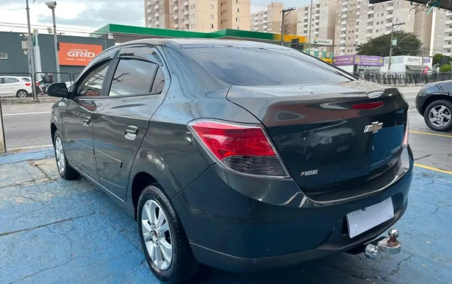 imagem-https://www.socarrao.com.br/sc-vehicle-images-prod/3715229/1789559990432-5a53a8fd-22ce-4397-b232-6a2556c78aaa.webp