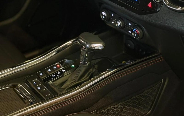 imagem-https://www.socarrao.com.br/sc-vehicle-images-prod/3715297/1788896478364-8358338_8_B_4a00116292.jpeg
