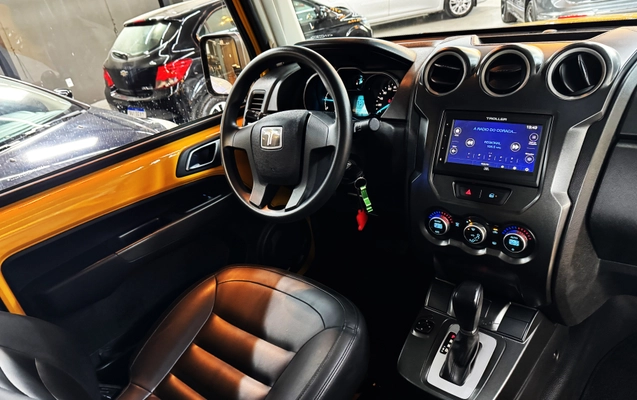 imagem-https://www.socarrao.com.br/sc-vehicle-images-prod/3715389/1788896888416-003_939442b7ccca60e6a57169da80aba234.jpg