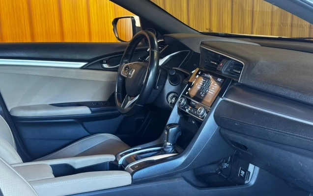 imagem-https://www.socarrao.com.br/sc-vehicle-images-prod/3715393/1789837821363-gb-3eae96a.jpeg