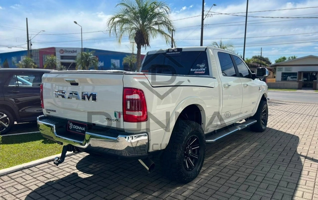 imagem-https://www.socarrao.com.br/sc-vehicle-images-prod/3715567/1788952437848-61eb7fd8b4094534a10f53041401aaee_1788897783388.jpg