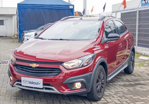 Chevrolet Onix 2019 Vermelho — foto 1 de 3