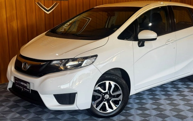 imagem-https://www.socarrao.com.br/sc-vehicle-images-prod/3715783/1789677414310-gb-cf54e68.jpeg