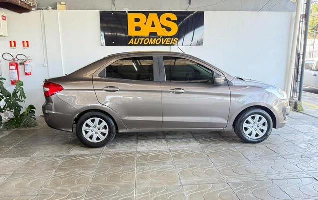 imagem-https://www.socarrao.com.br/sc-vehicle-images-prod/3715807/1789219850762-8457888_1_B_be5d10830a.jpeg