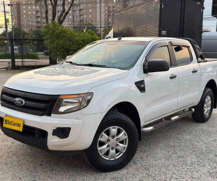Ford Ranger 2015 Branco — foto 1 de 3