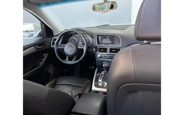 imagem-https://www.socarrao.com.br/sc-vehicle-images-prod/3715850/1788898320405-10_051551.jpg