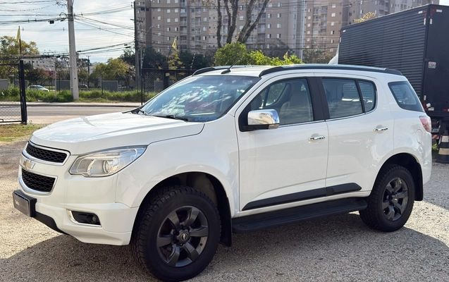 imagem-https://www.socarrao.com.br/sc-vehicle-images-prod/3715881/1788898343371-e2d94409-ab6a-4822-9a58-b5c8c8e8f53a.jpg