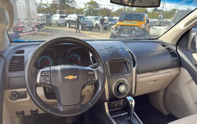 imagem-https://www.socarrao.com.br/sc-vehicle-images-prod/3715881/1788898343379-ebc79c6f-1aa8-4da5-b2a2-64c2f0523e11.jpg
