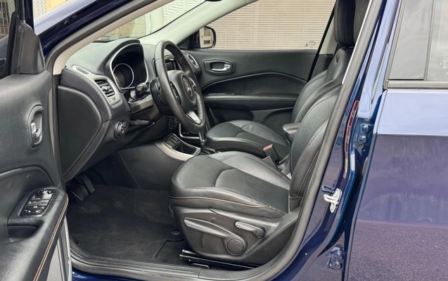 imagem-https://www.socarrao.com.br/sc-vehicle-images-prod/3715981/1788963032536-8457951_20_B_f9e4d344bf.jpeg