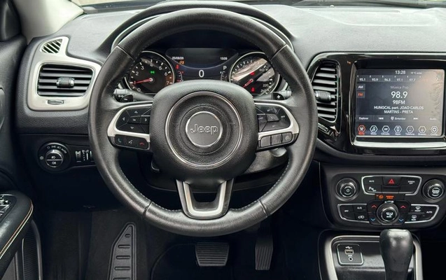 imagem-https://www.socarrao.com.br/sc-vehicle-images-prod/3715981/1788963032541-8457951_7_B_cd4ad83686.jpeg