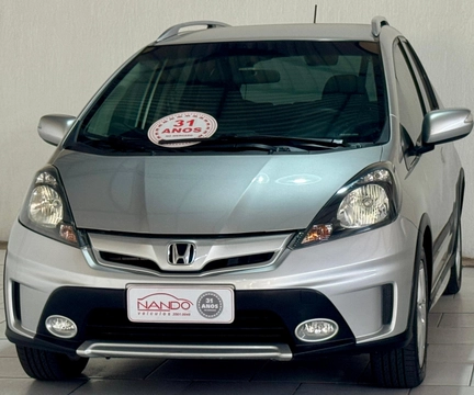 Honda Fit 2014 Prata — foto 1 de 3