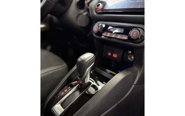 imagem-https://www.socarrao.com.br/sc-vehicle-images-prod/3716095/1788898926183-1_051554.jpg