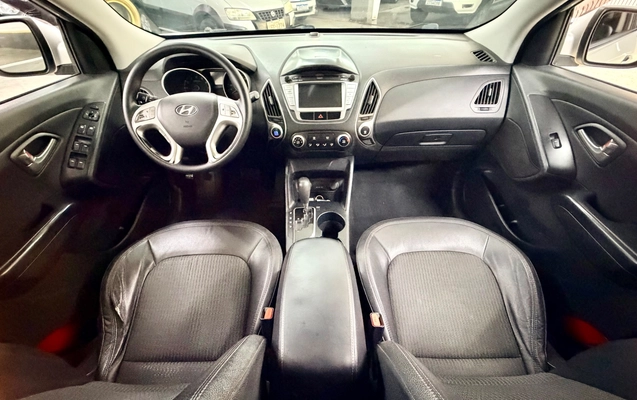 imagem-https://www.socarrao.com.br/sc-vehicle-images-prod/3716116/1788898994739-c7a198ed893044b1babcb9c6191d0252_1788872367227.jpg